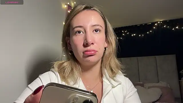 Gabby cruz  online show from 01.08.25