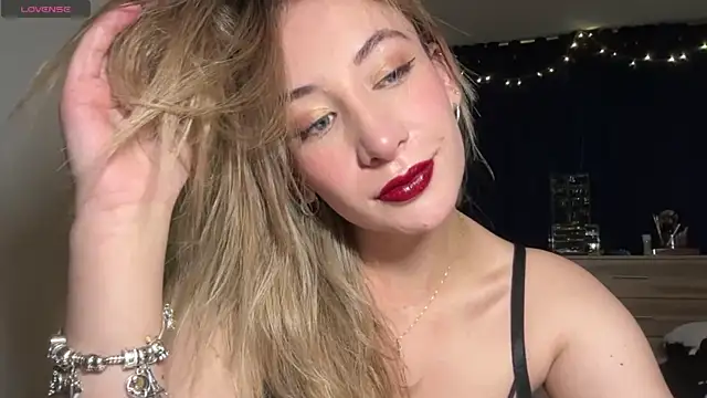 Gabby cruz  online show from 01.18.25