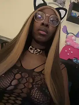 Snapshot of GoddessxDutchessx chatting on 01.17.25 GoddessxDutchessx online show from 01.17.25
