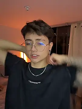 Snapshot of Chriss_gomez2 chatting on 01.11.26 Chriss gomez2 online show from 01.11.26