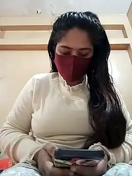 Magical Girl- online show from 01.28.25