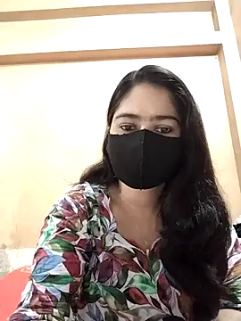 Magical Girl- online show from 12.22.25