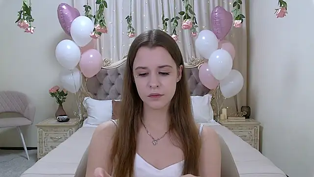 AgataAisitt online show from 02.10.25