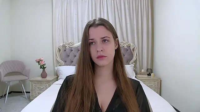 AgataAisitt online show from 10.18.25