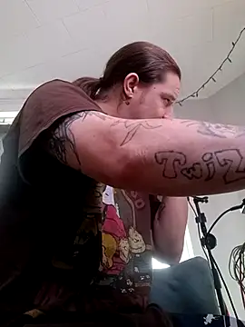 Snapshot of ChuckyyDee chatting on 05.10.26 ChuckyyDee online show from 05.10.26