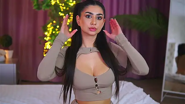YemayaLuna online show from 12.26.24