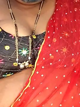 Snapshot of Sexy_Radhikaa chatting on 11.16.25 Sexy Radhikaa online show from 11.16.25
