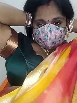 Snapshot of Sexy_Radhikaa chatting on 03.19.26 Sexy Radhikaa online show from 03.19.26