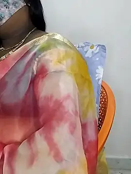 Snapshot of Sexy_Radhikaa chatting on 03.19.26 Sexy Radhikaa online show from 03.19.26