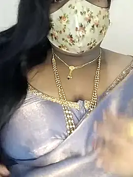 Snapshot of Sexy_Radhikaa chatting on 03.21.26 Sexy Radhikaa online show from 03.21.26
