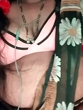 Snapshot of Sexy_Radhikaa chatting on 06.24.26 Sexy Radhikaa online show from 06.24.26