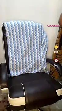 Snapshot of Sexy_Radhikaa chatting on 07.01.26 Sexy Radhikaa online show from 07.01.26