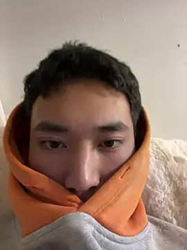 Snapshot of lilywithpuppy chatting on 03.08.26 lilywithpuppy online show from 03.08.26