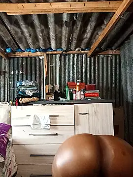 curvyloneah75 online show from 01.17.26