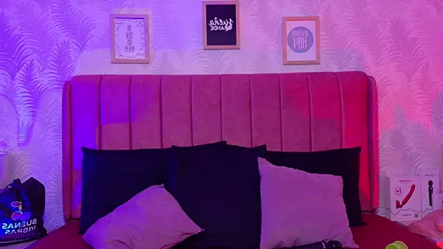 natacha  black  online show from 03.31.26