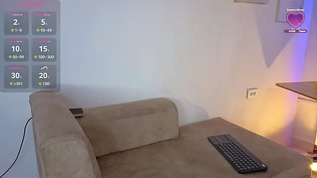 ZoeSmith6 online show from 12.20.25