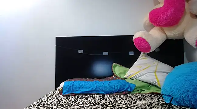 Snapshot of princehermosa44 chatting on 03.22.25 princehermosa44 online show from 03.22.25