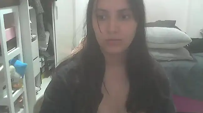 Snapshot of xBubblyBarbiexx chatting on 12.21.24 xBubblyBarbiexx online show from 12.21.24