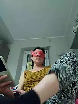 Snapshot of Vagabondainnamorata chatting on 02.18.26 Vagabondainnamorata online show from 02.18.26