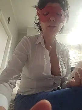 Snapshot of Vagabondainnamorata chatting on 04.06.26 Vagabondainnamorata online show from 04.06.26