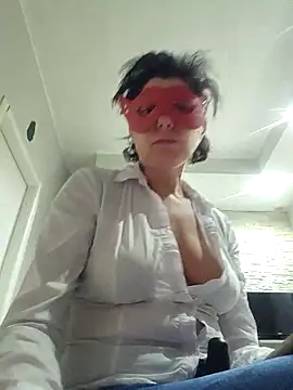 Snapshot of Vagabondainnamorata chatting on 04.13.26 Vagabondainnamorata online show from 04.13.26