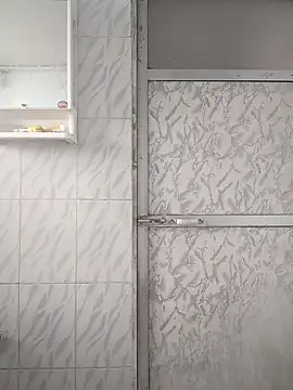 surabhi09 online show from 12.02.25