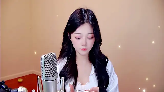 Snapshot of memeda chatting on 02.26.26 memeda online show from 02.26.26