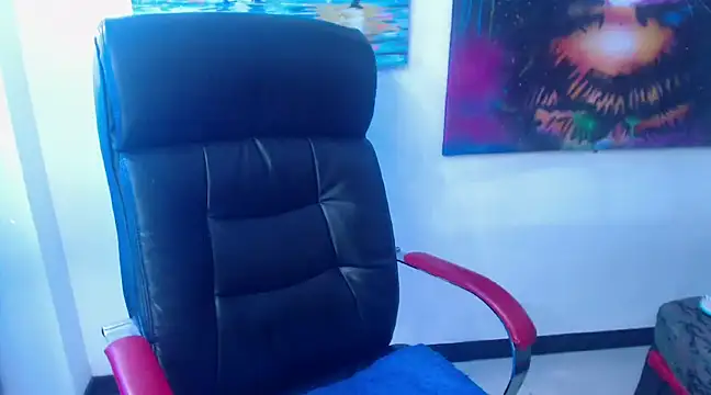 XxMiaSexxyHotxX online show from 01.17.25