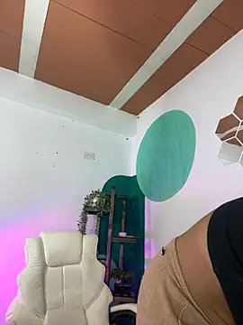 LollaByer online show from 09.11.25