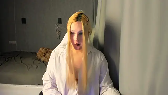 Kleo Godde online show from 11.15.25