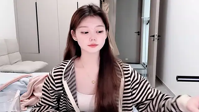 yangyang-1115 online show from 10.28.25