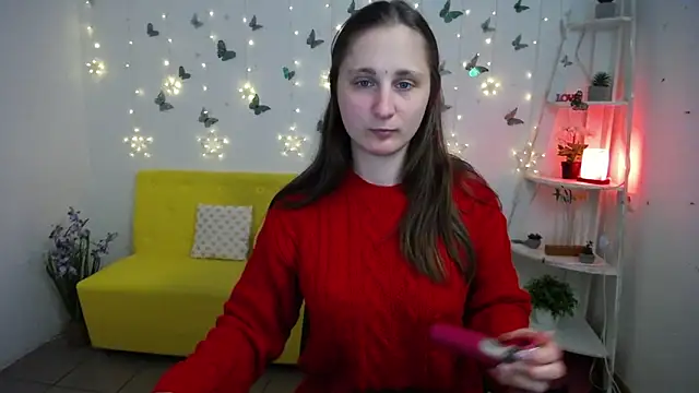 Snapshot of MichelLeee chatting on 04.20.26 MichelLeee online show from 04.20.26