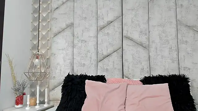 AshleyHill2 online show from 12.22.25