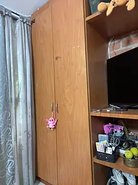 Snapshot of danielax50 chatting on 10.01.25 danielax50 online show from 10.01.25