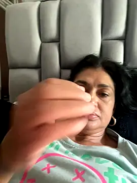 Snapshot of danielax50 chatting on 11.19.25 danielax50 online show from 11.19.25