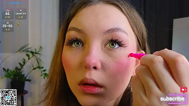 GwendolynFinch online show from 03.02.25