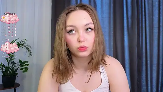 GwendolynFinch online show from 03.12.25