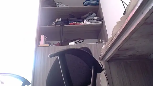 Snapshot of nicolle_milf1978 chatting on 06.03.26 nicolle milf1978 online show from 06.03.26
