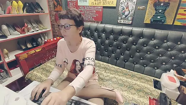 Lily4yourfun online show from 10.12.25