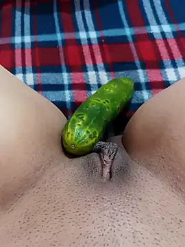 Snapshot of hayatsixi chatting on 01.08.25 hayatsixi online show from 01.08.25