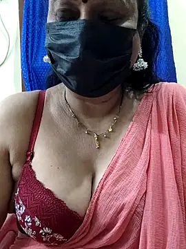 Snapshot of rekha_naier chatting on 01.05.26 rekha naier online show from 01.05.26
