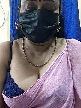 Snapshot of rekha_naier chatting on 01.10.26 rekha naier online show from 01.10.26