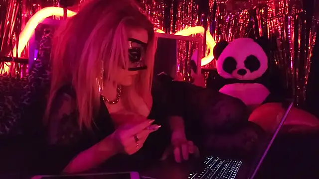 anonymouszN online show from 01.08.25