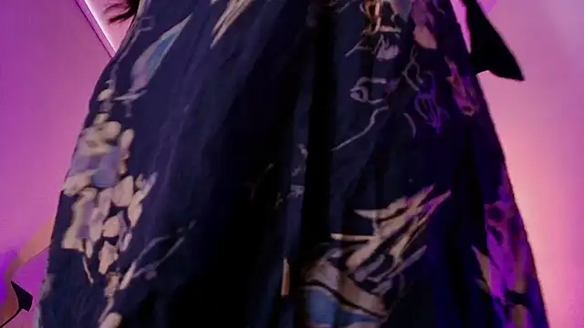 Snapshot of Vick_daves_ chatting on 04.12.26 Vick daves online show from 04.12.26