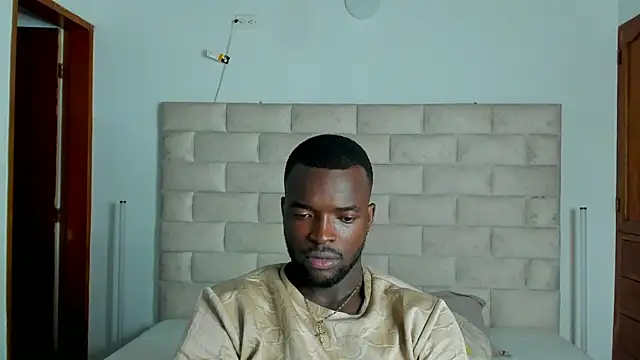 Snapshot of Dylan_Taylor chatting on 02.16.26 Dylan Taylor online show from 02.16.26