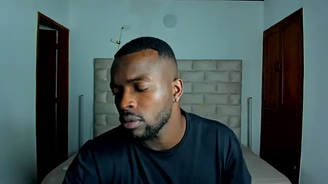 Snapshot of Dylan_Taylor chatting on 03.01.26 Dylan Taylor online show from 03.01.26