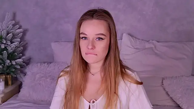 BeatriceEsmont online show from 12.22.25