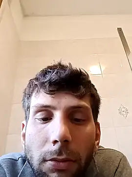 Snapshot of dariodario chatting on 01.17.25 dariodario online show from 01.17.25