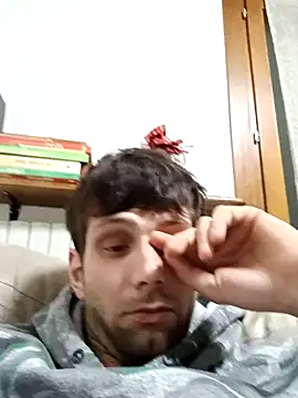 Snapshot of dariodario chatting on 01.26.25 dariodario online show from 01.26.25