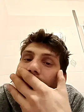 Snapshot of dariodario chatting on 02.02.25 dariodario online show from 02.02.25